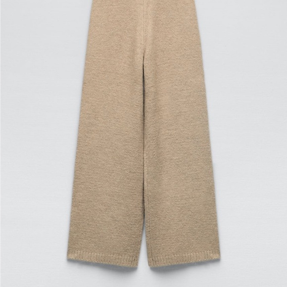 Zara - Picture 7 of 7